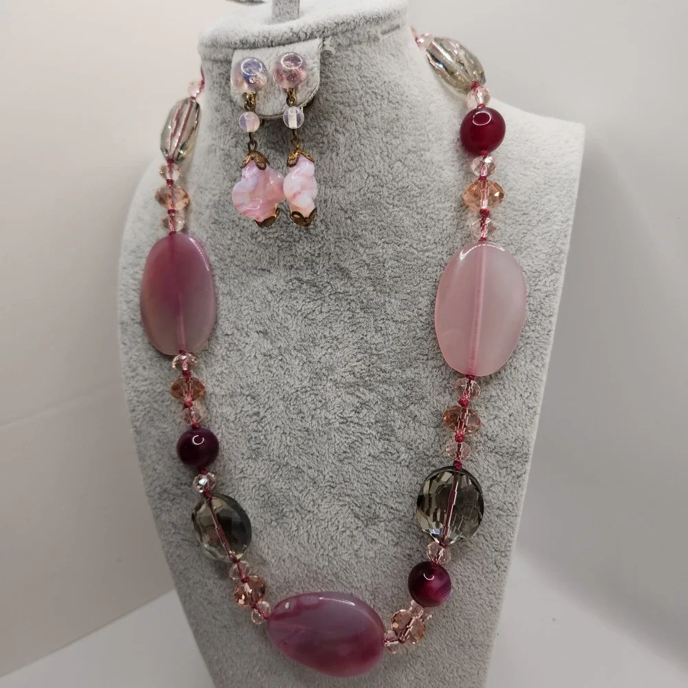 Estate Jewelry vintage pink